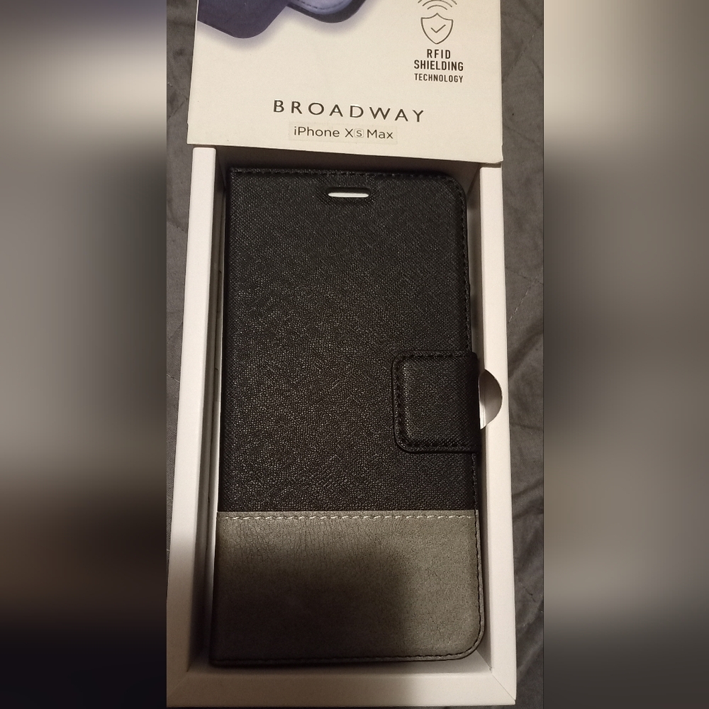 iPhone XS MAX Black and Gray Broadway Wallet Case
